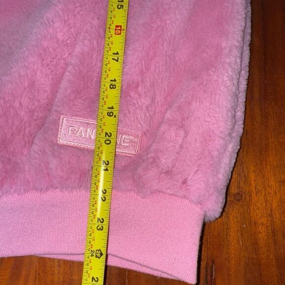 Forever 21 Pantone plush pink fuzzy zip jacket with 2 pockets EUC - Picture 7 of 10